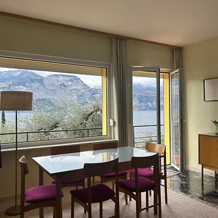 Argenide - Private Parking * Brenzone sul Garda